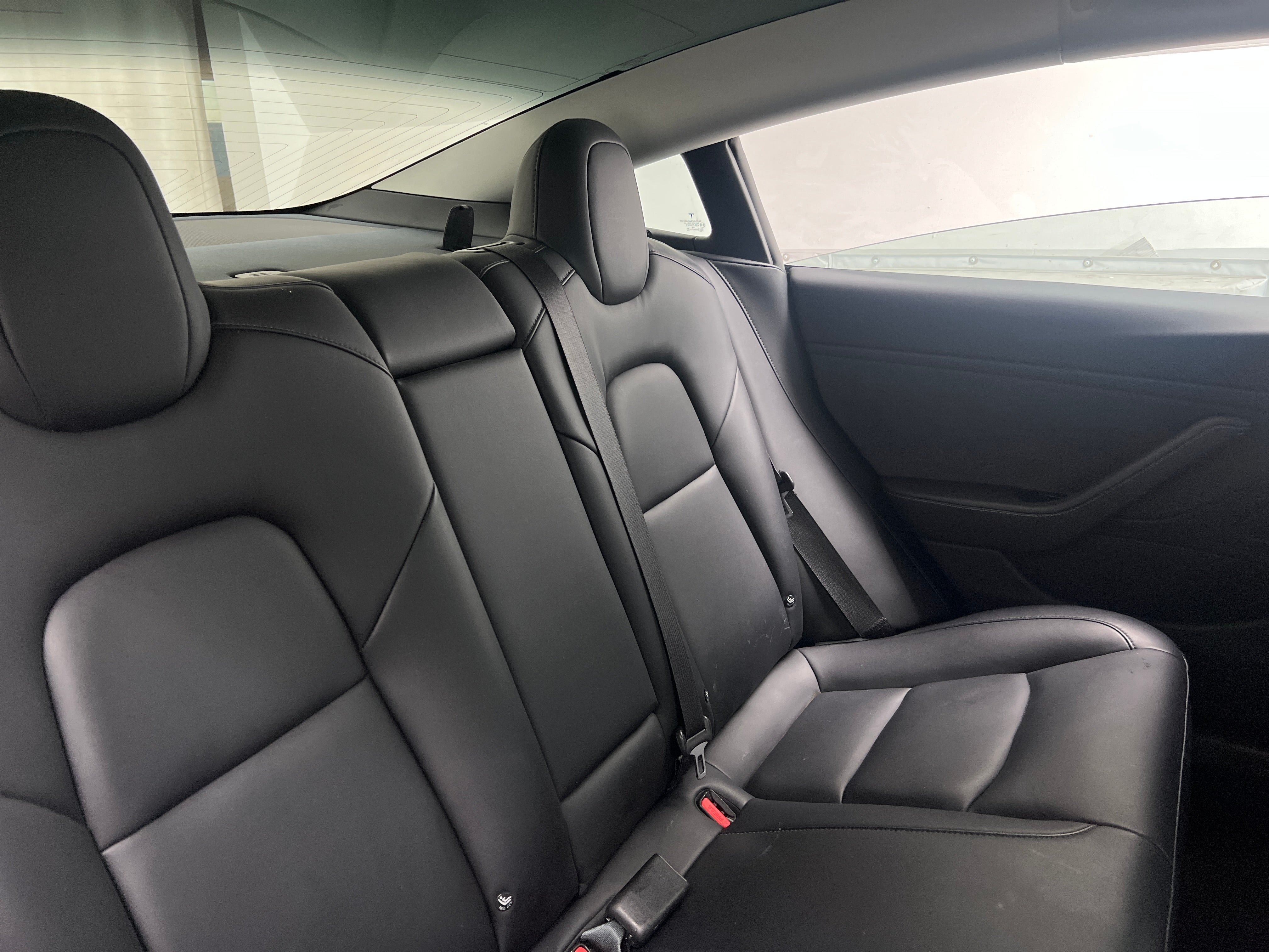 tesla model 3 2018 5YJ3E1EA3JF033129 image tesla model 3 2018 5YJ3E1EA3JF033129 image